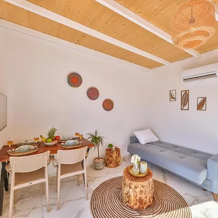 Apartament Ay *